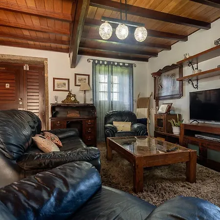 A Casa Do Avo Andres Holiday home